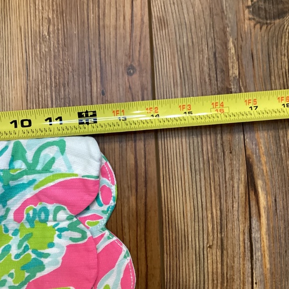 Lilly Pulitzer Buttercup shorts - Picture 8 of 9